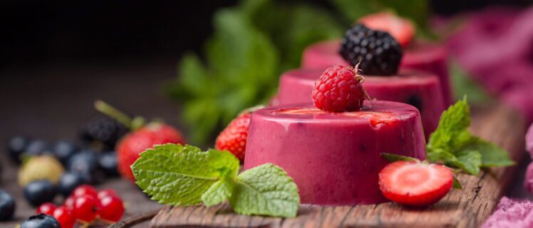 Скільки часу має застигати желе в холодильнику