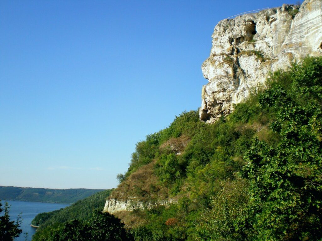 Подільські Товтри – гори, створені морем