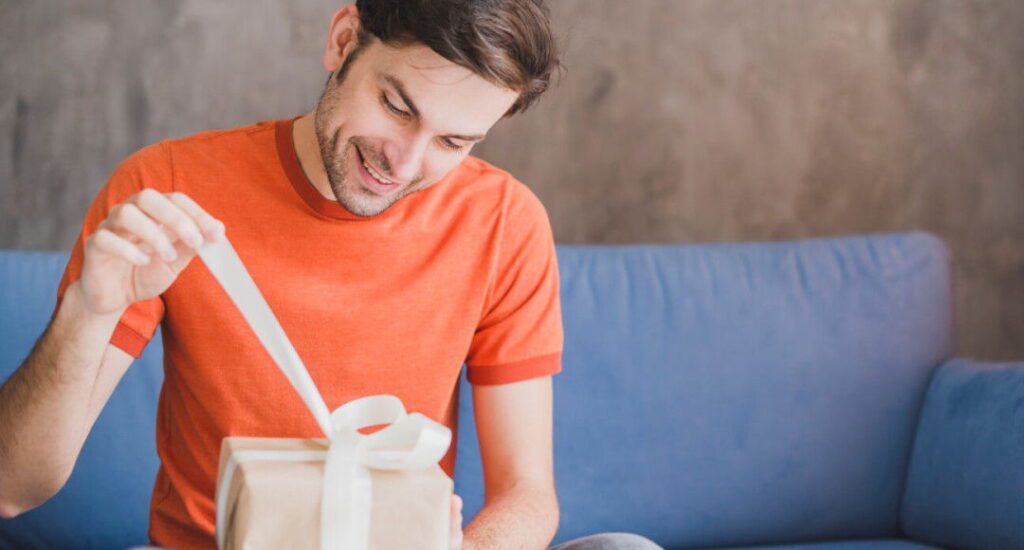 Як вибрати правильний подарунок для хлопця на день народження
