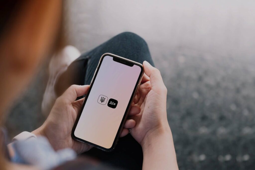 Як відбувається оновлення даних у Дії