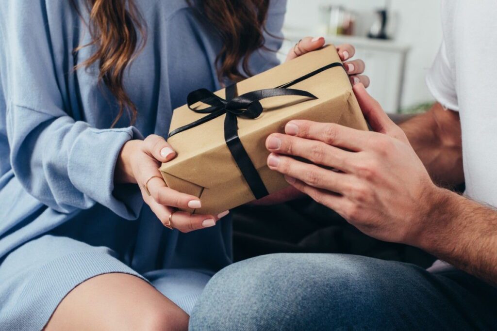 Чудовий варіант подарунку для 20-річного хлопця - щось що подарує враження і емоції