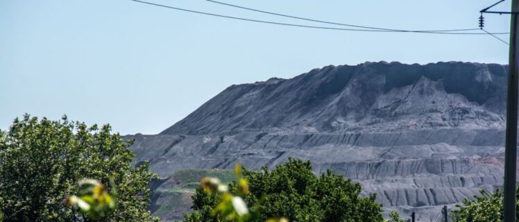 Що таке терикони – штучні гори Донбасу, їхнє походження та значення для України